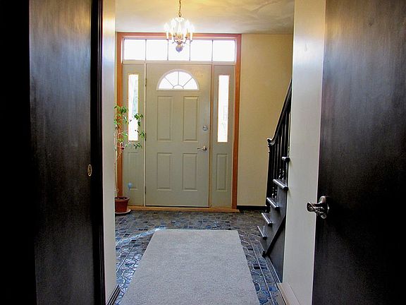 2nd image of 1 Sequoia Ln