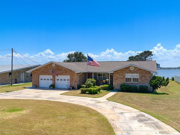 3rd image of 3044 S Peninsula Dr