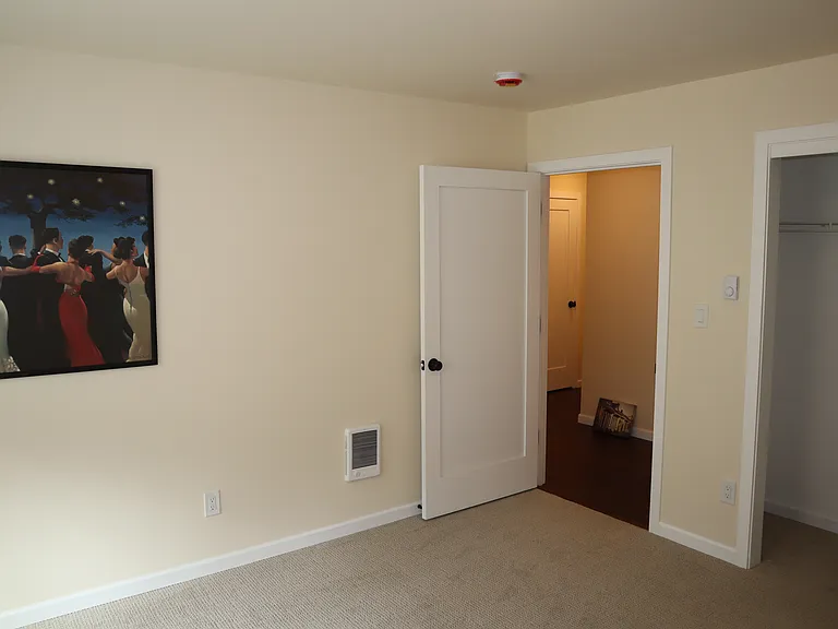 9504 Farwest Dr SW — Photo 16