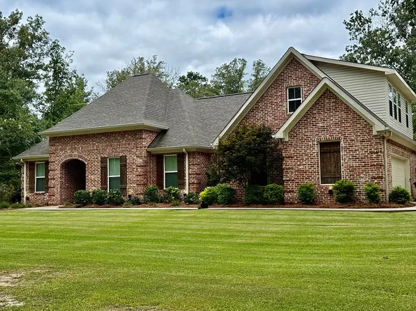 282 Woodhaven Dr, Forest, MS 39074