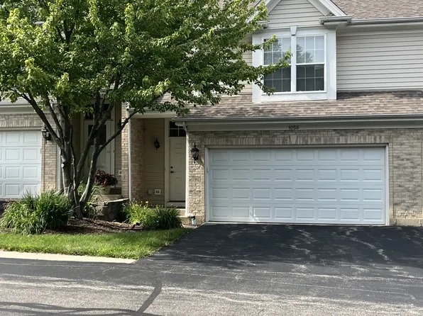 1058 E Danbury Dr, Cary, IL 60013