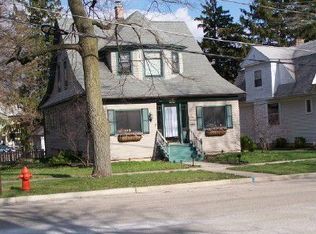 287 Hamilton Ave, Elgin, IL 60123