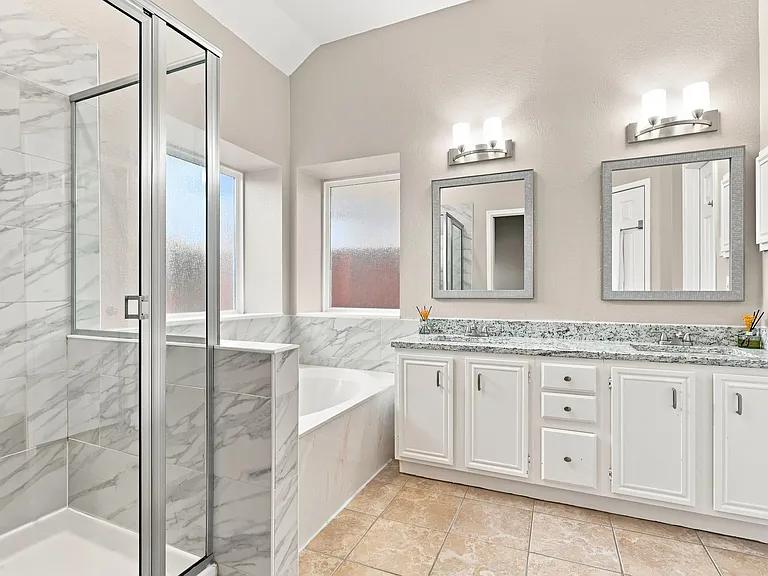 3421 Galaway Bay Dr — Photo 13
