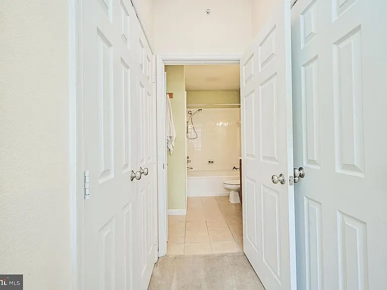 12905 Centre Park Cir #404 — Photo 7