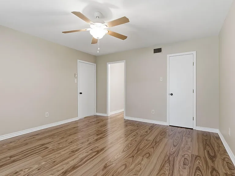 445 Longmeadow St — Photo 27