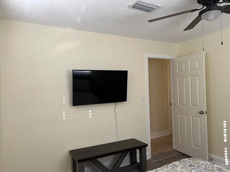 845 Larkview St — Photo 14