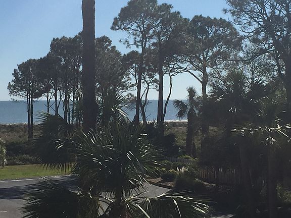 4th image of 23 S Forest Beach Dr APT 282