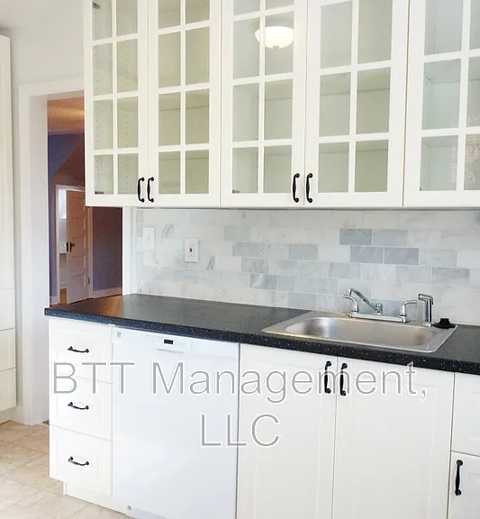 807 Kennebec Ave #5 — Photo 42