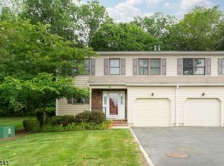 58 Sunrise Dr, Gillette, NJ 07933