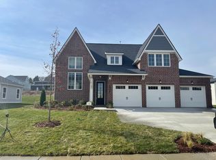 7637 Delancey Dr, College Grove, TN 37046