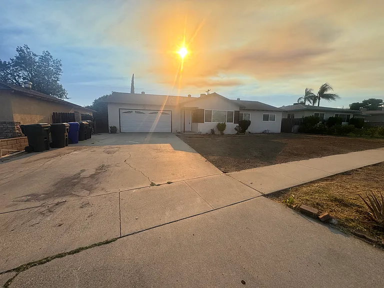 9794 Tangelo Ave — Photo 3