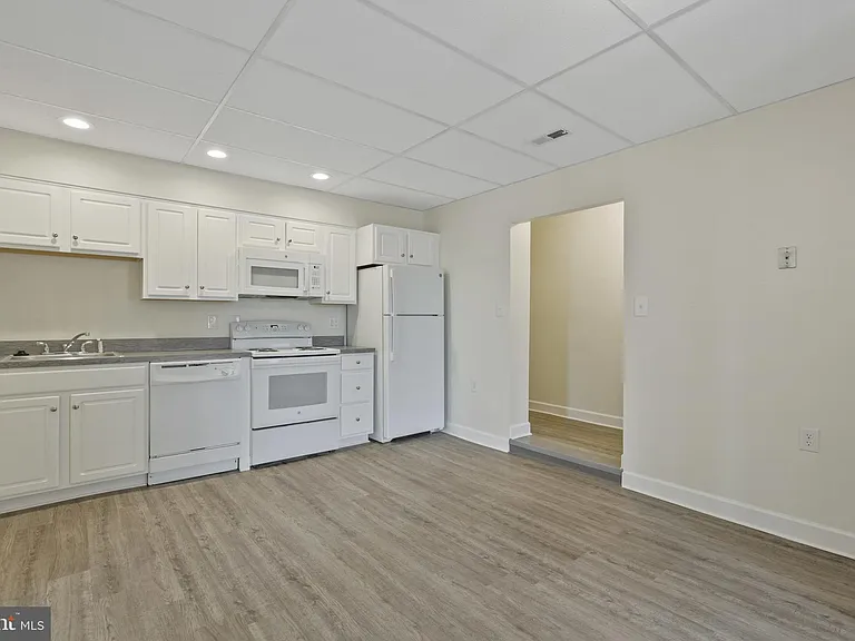 28 Liberty St #208 — Photo 10
