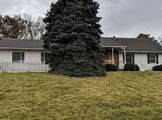 24875 Witt Mill Rd, Jerseyville, IL 62052