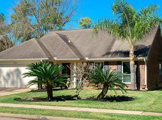 8906 Stoney Bend Dr, Spring, TX 77379