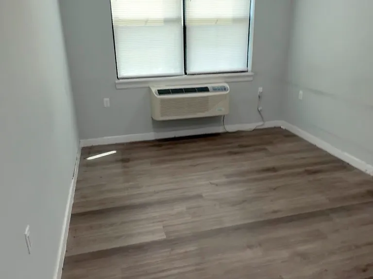 168 Rosa Parks Blvd #203 — Photo 2