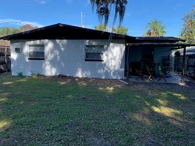 2 bed, 1.0 bath, 900 sqft, $1,695 — Photo 4