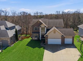 15318 Horton Ave, Urbandale, IA 50323