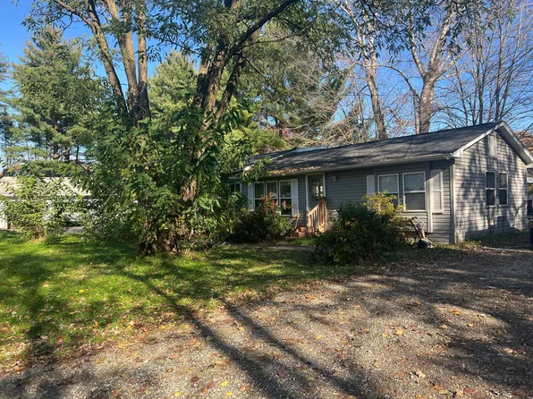 796 Horse Lake Ln, Dresser, WI 54009