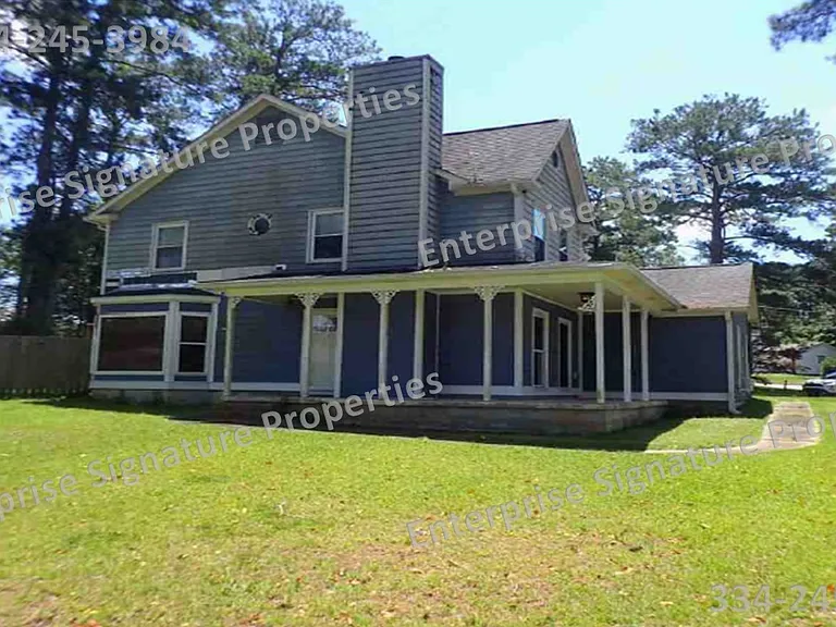 300 Chickasaw Rd — Photo 2