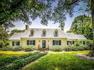 1 Canterbury Rd, Richmond, VA 23221