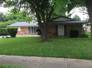 1412 Springbrook Dr, Mesquite, TX 75149