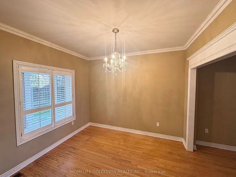 440 Seneca Ct — Photo 4