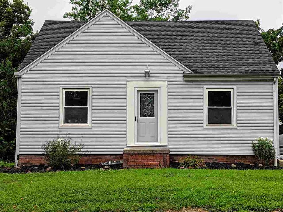 1st image of 261 S Thorncrest Ave