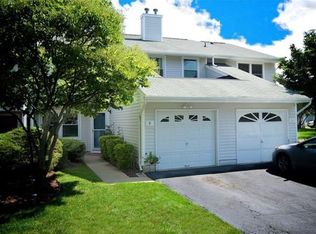 9 Upperbrook Ct #2409, Parlin, NJ 08859