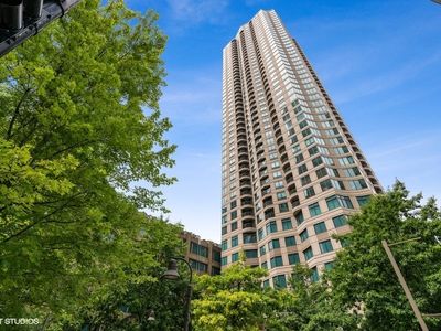 400 N La Salle Dr APT 3002, Chicago, IL, 60654