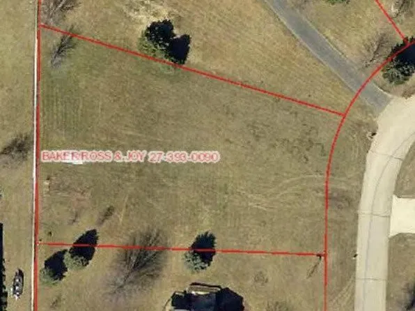 16174 Golf View Rd, New London, MN 56273