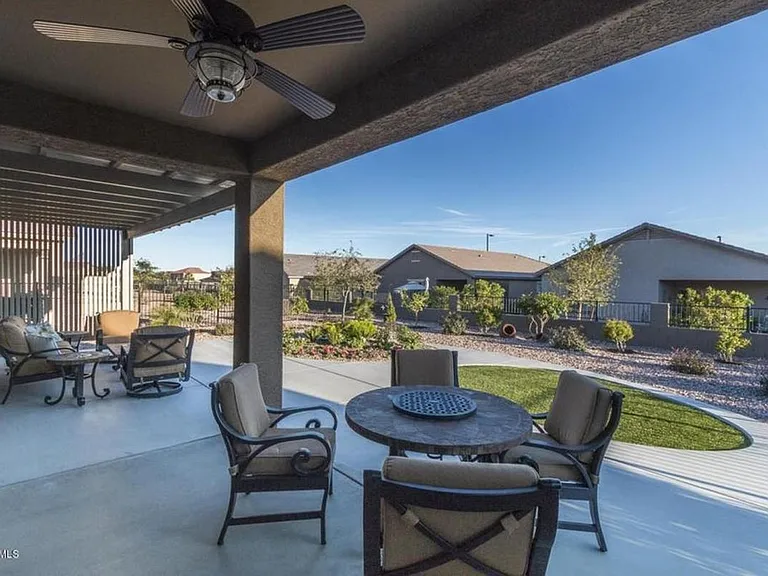 22407 W Morning Glory St — Photo 42