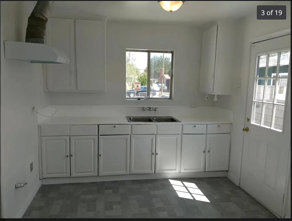 44229 3rd St E — Photo 3