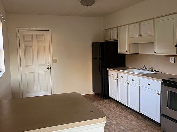 5th image of 1743 Doloma St
