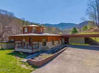 565 Sugar Loaf Rd, Seymour, TN 37865