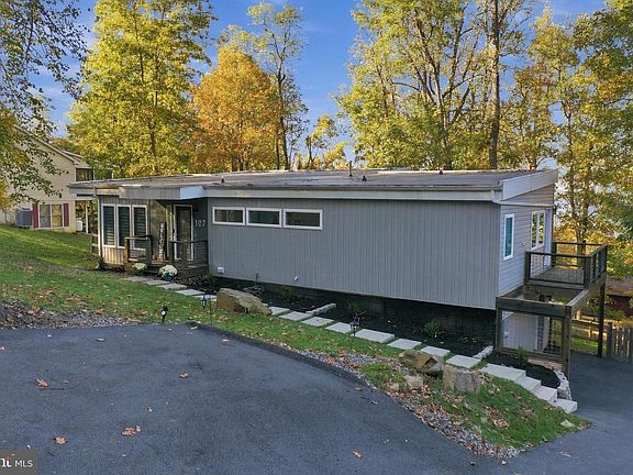 5th image of 107 Deer Trail Rd