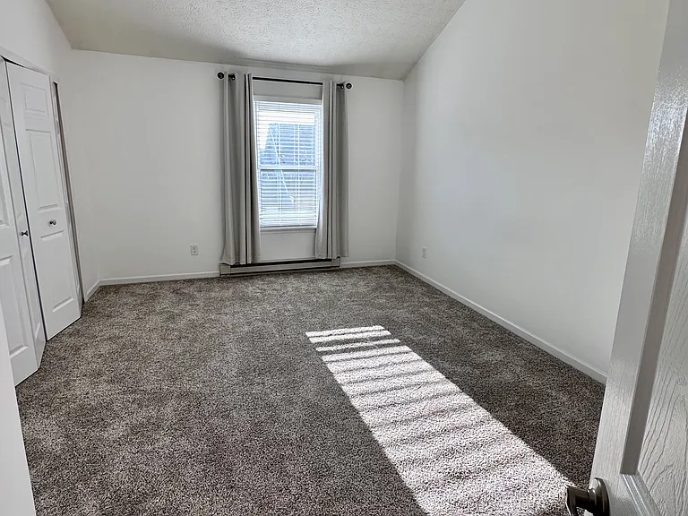 16 Fountain Dr #16 — Photo 16