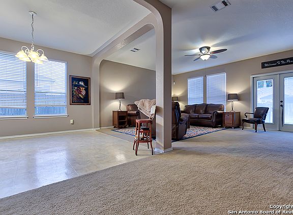 5th image of 2225 Lakeline Dr