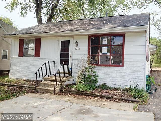 1st image of 1242 Tyler Ave