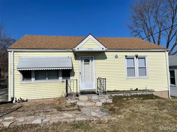 9571 Pagewood Ave, Saint Louis, MO 63114