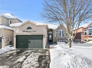 229 Wessenger Dr, Barrie, ON L4N8R4