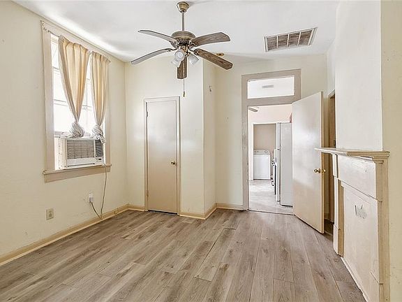 5th image of 5240-42 Laurel St