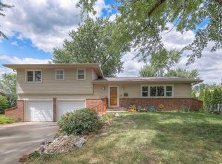 1142 S Elm St, Ottawa, KS 66067