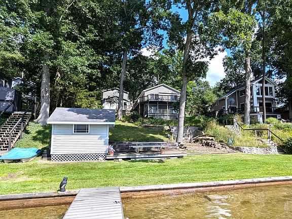 2nd image of 58310 E Clear Lake Rd