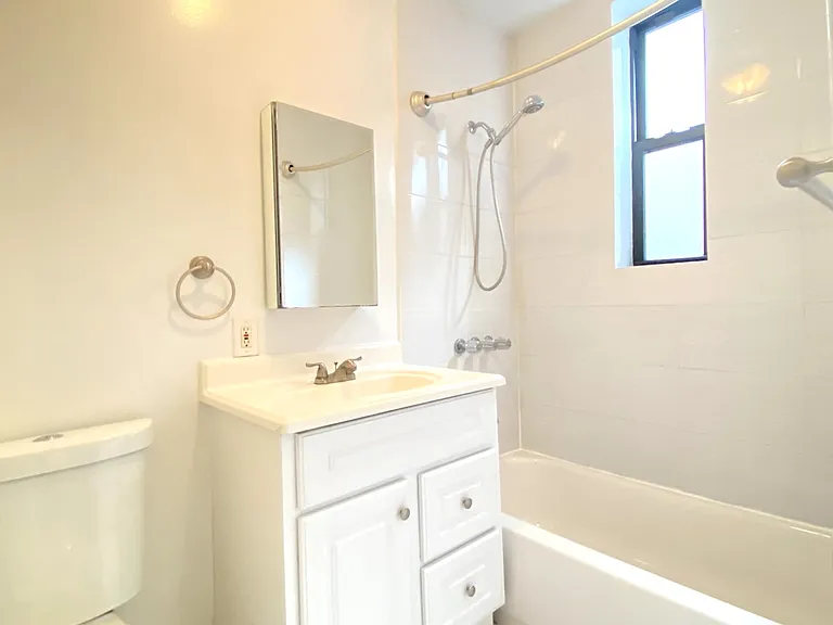 218 W 104th St #3A — Photo 7