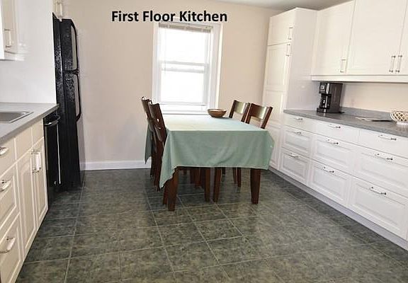 3rd image of 25 Tremont St