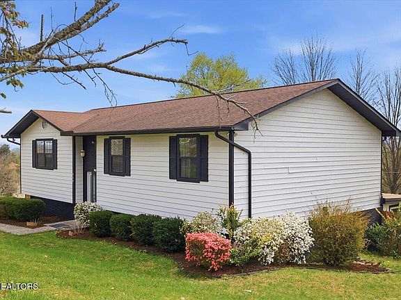 2nd image of 239 Bello Rd