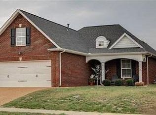 500 Indian Ridge Cir, White House, TN 37188