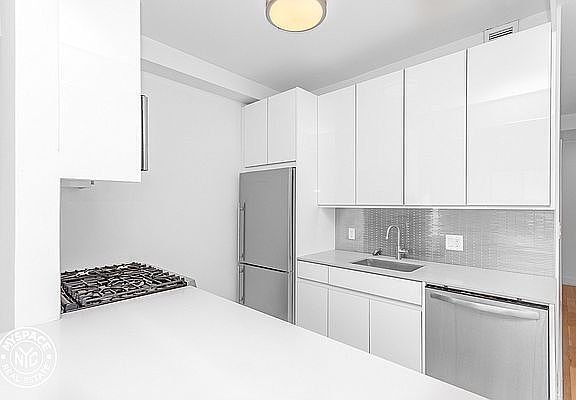 5th image of 1127 Flatbush Ave #7C
