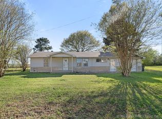 610 E McKennon Rd, Calera, OK 74730