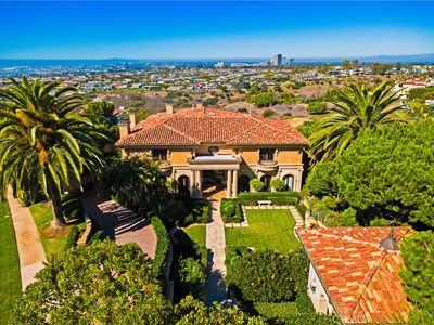 11 Premiere Point, Newport Beach, CA, 92657